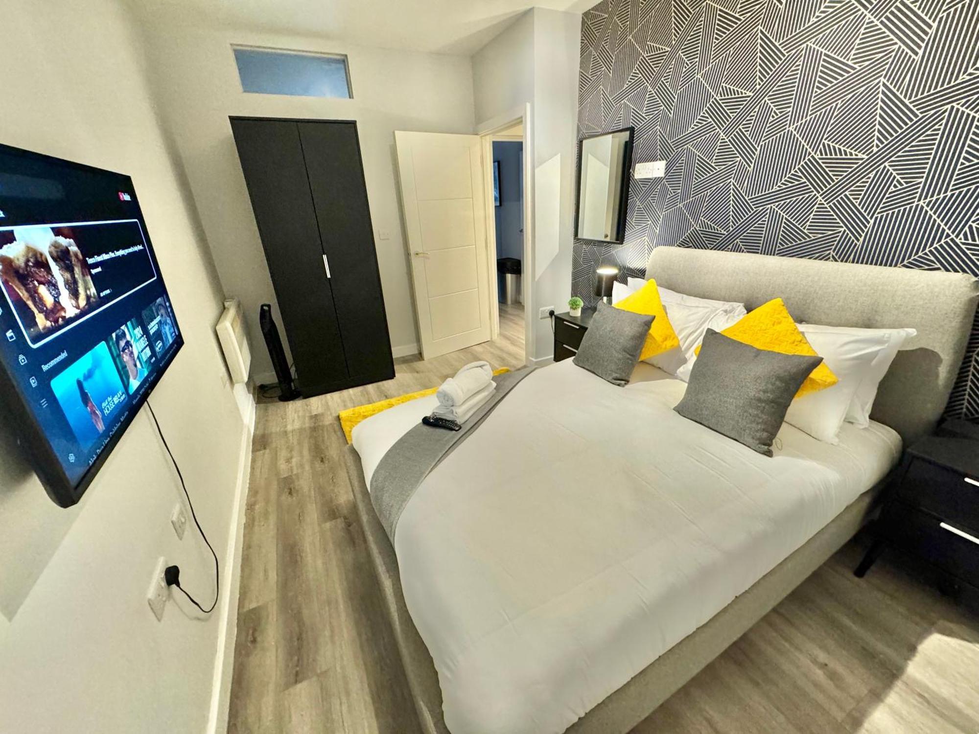 Appartamento Two Bedroom - Heart Of - Free Parking - Sleeps 6 - Close To Town And
